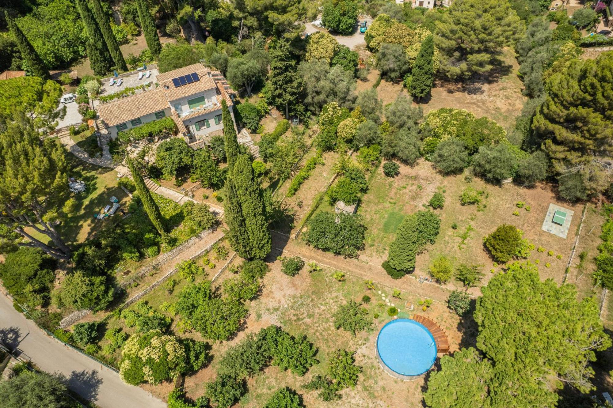 Domaine Des Encourdoules