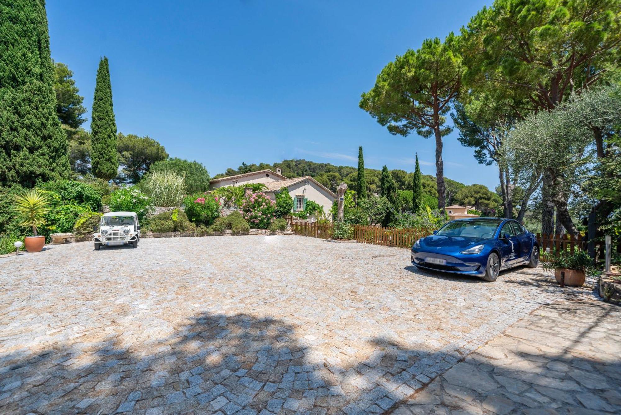 Domaine Des Encourdoules Guest house Vallauris